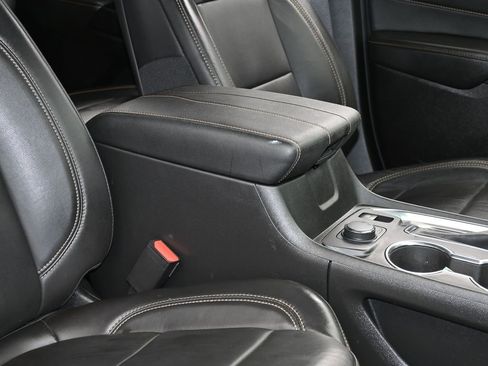 Used 2020 Chevrolet Traverse LT w/ LT Premium Package image 55