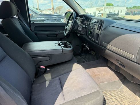 Used 2010 Chevrolet Silverado 1500 LT w/ Power Pack Plus RWD image 6