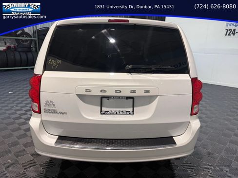 Used 2017 Dodge Grand Caravan SE FWD image 6