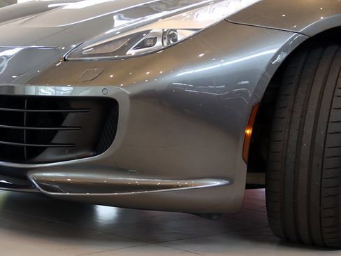 Certified 2017 Ferrari GTC4Lusso image 23