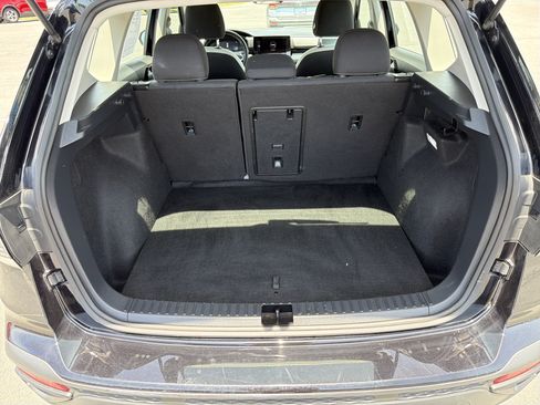 Used 2025 Volkswagen Taos S AWD/4WD image 5