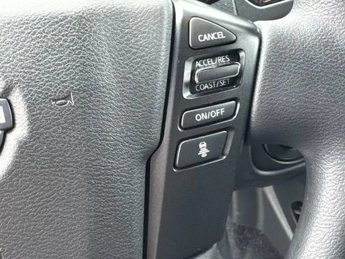 Used 2023 Nissan Frontier SV w/ Midnight Edition Package AWD/4WD image 35