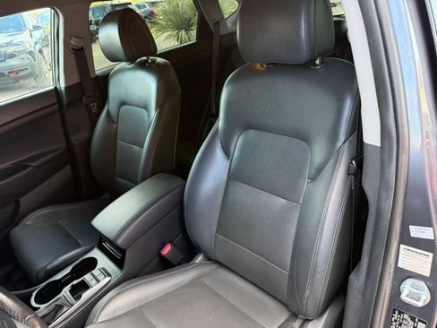 Used 2016 Hyundai Tucson Limited image 41