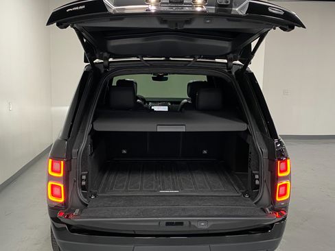 Used 2020 Land Rover Range Rover Long Wheelbase HSE image 1