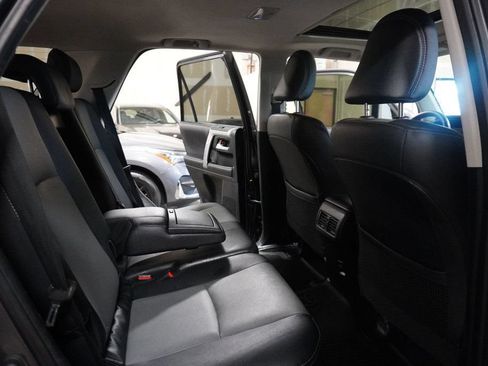 Used 2019 Toyota 4Runner SR5 Premium AWD/4WD image 13