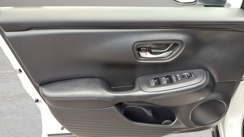 Used 2026 Honda HR-V LX image 10