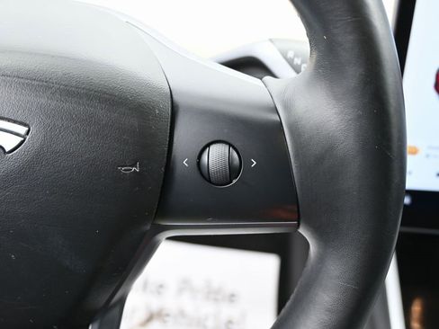 Used 2018 Tesla Model 3 Long Range image 18