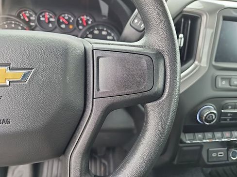 Used 2025 Chevrolet Silverado 1500 W/T image 13
