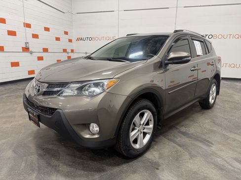 Used 2014 Toyota RAV4 XLE image 11
