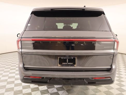 New 2026 Lincoln Navigator Black Label image 24