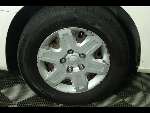 Used 2013 Dodge Grand Caravan SE FWD image 14