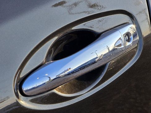 Used 2015 Nissan Rogue SL w/ SL Premium Package image 45