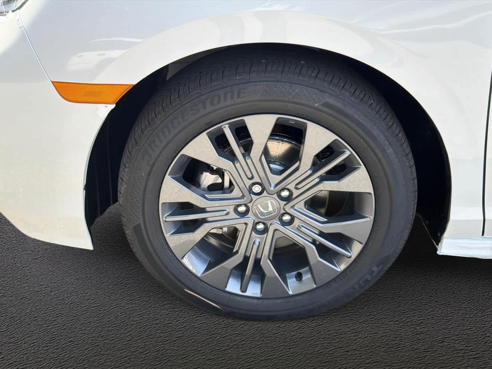 New 2027 Honda Odyssey Touring image 10