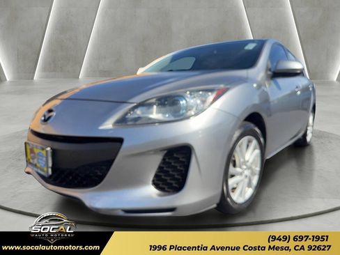 Used 2012 MAZDA MAZDA3 i Grand Touring w/ Tech Pkg FWD image 32
