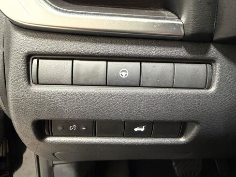 Used 2021 Nissan Rogue SL w/ Premium Package FWD image 15
