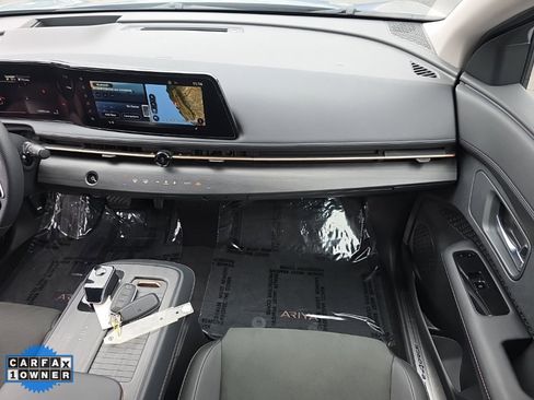 Used 2023 Nissan Ariya AWD image 57