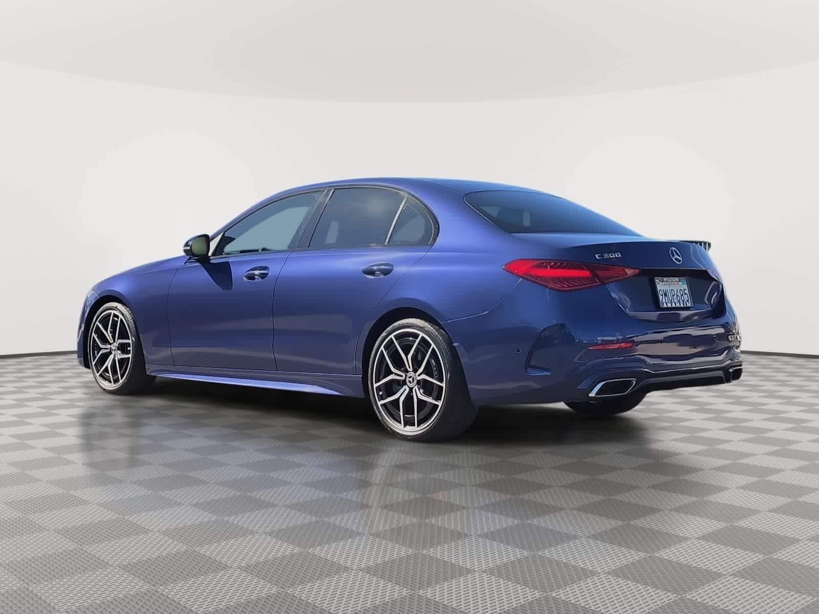 Used 2023 Mercedes-Benz C 300 Sedan image 9