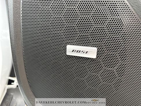 Used 2023 Chevrolet Traverse RS image 27