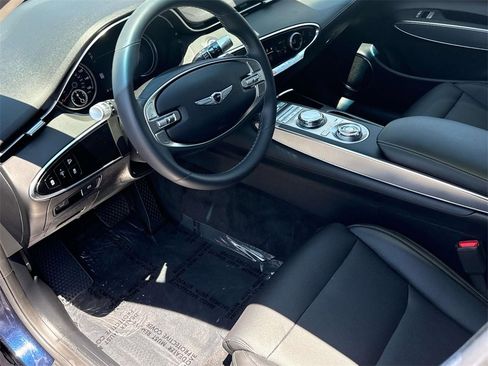 Used 2025 Genesis GV70 2.5T Select w/ Select Package image 15