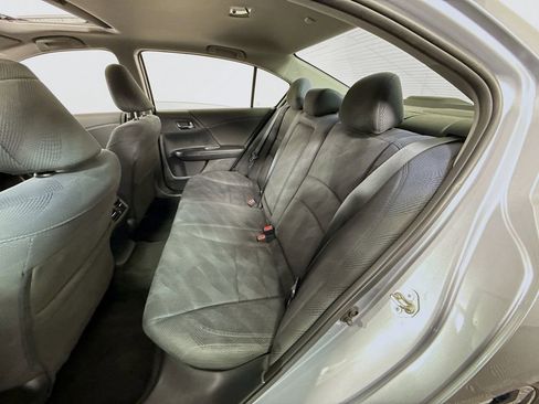 Used 2017 Honda Accord EX image 27