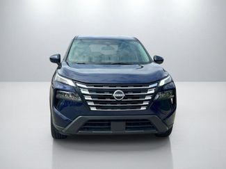 Used 2025 Nissan Rogue SV video 2