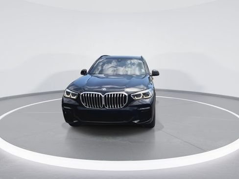 Used 2022 BMW X5 xDrive40i w/ M Sport Package AWD/4WD image 3