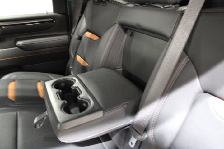 Used 2025 GMC Sierra 2500 AT4 w/ AT4 Premium Plus Package AWD/4WD image 24