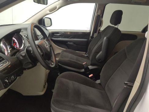 Used 2017 Dodge Grand Caravan SE w/ Power Window Group FWD image 17