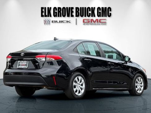 Used 2024 Toyota Corolla LE FWD image 4