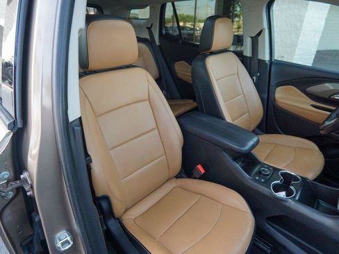 Used 2018 GMC Terrain SLT w/ Preferred Package FWD image 34