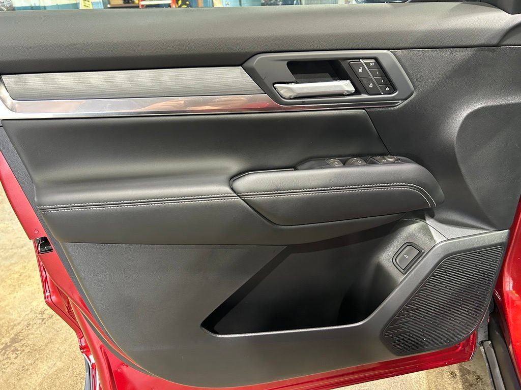 New 2026 GMC Terrain Elevation w/ Elevation Premium Package AWD/4WD image 18