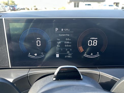 Used 2024 Hyundai Santa Fe SEL image 16