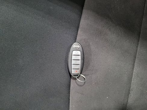 Used 2022 Nissan Sentra SR w/ Midnight Edition FWD image 32