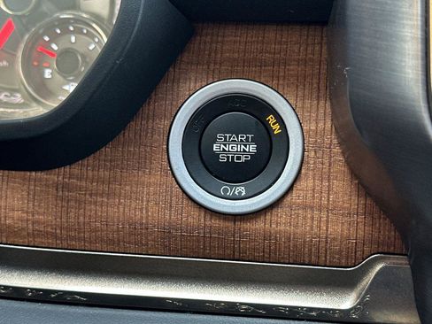 Certified 2021 RAM 1500 Limited image 24