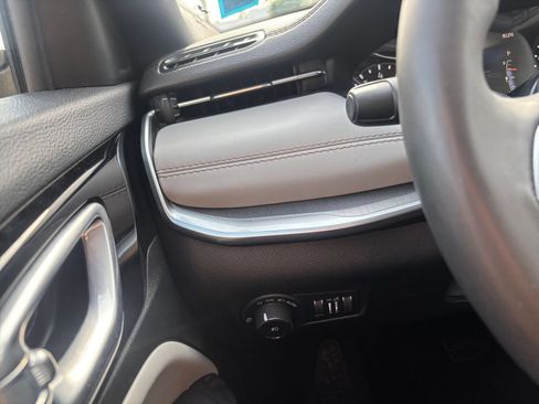 Used 2025 Jeep Compass Limited AWD/4WD image 35