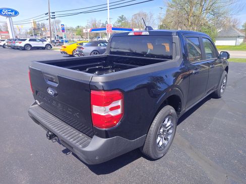 New 2025 Ford Maverick XLT w/ Equipment Group 301A AWD/4WD image 8