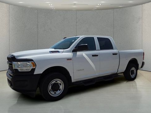 Used 2019 RAM 2500 Tradesman RWD image 10