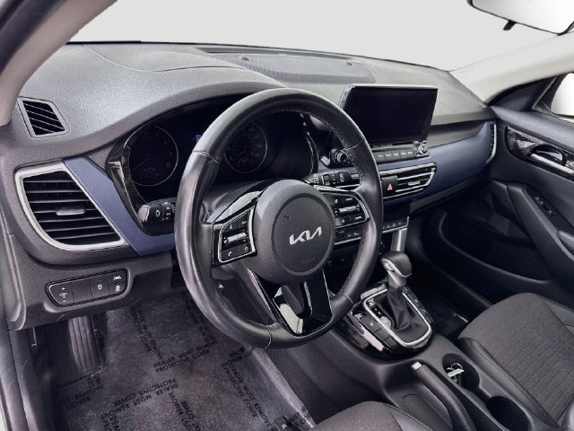 Used 2022 Kia Seltos S AWD/4WD image 9