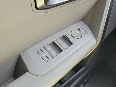 New 2027 Kia Seltos X-Line S w/ X-Line S Premium Package AWD/4WD image 28