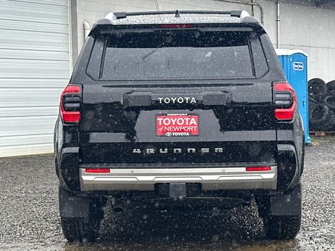 New 2026 Toyota 4Runner Limited AWD/4WD image 5
