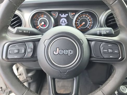 Used 2023 Jeep Gladiator Sport AWD/4WD image 31