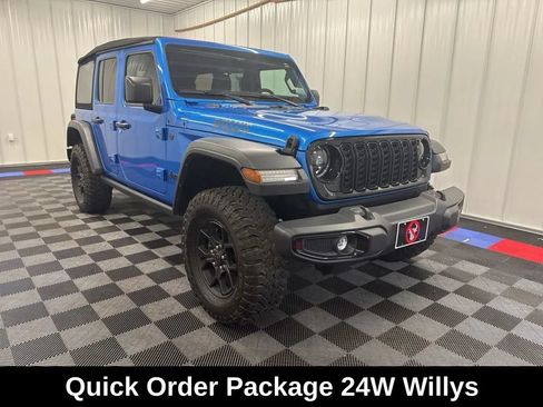 Used 2024 Jeep Wrangler Unlimited Sport AWD/4WD image 3