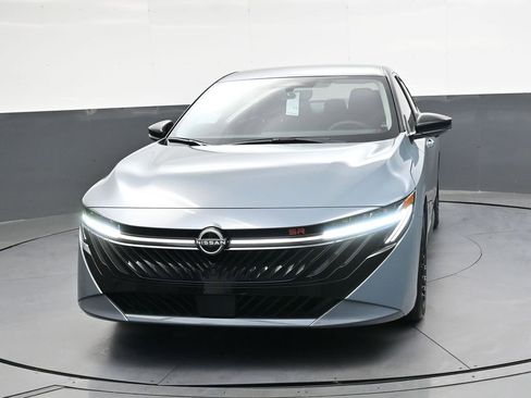 New 2026 Nissan Sentra SR FWD image 3