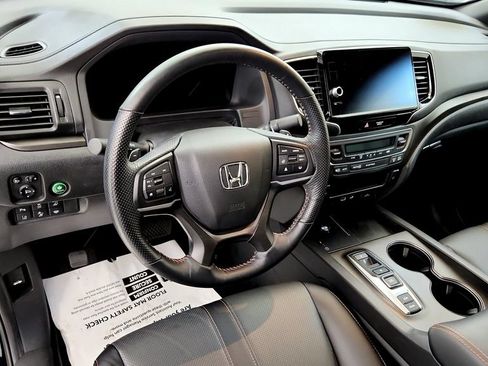 Used 2025 Honda Ridgeline TrailSport+ image 24