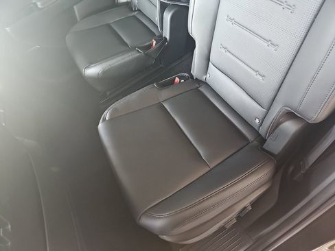 New 2026 Hyundai Santa Fe Limited FWD image 16