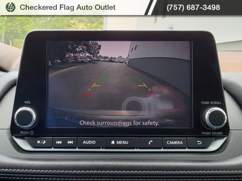 Used 2023 Nissan Rogue S FWD image 31