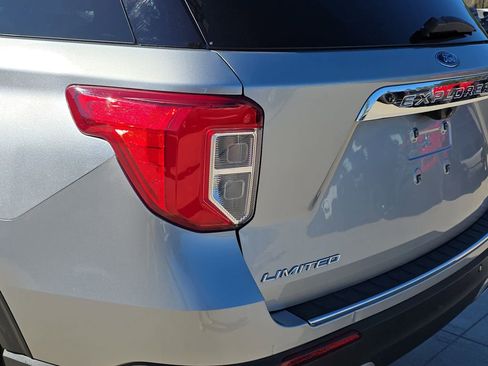 Used 2023 Ford Explorer Limited image 39