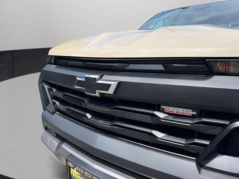 Used 2024 Chevrolet Colorado Trail Boss AWD/4WD image 10