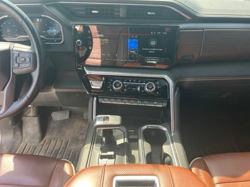 Used 2022 GMC Sierra 1500 Denali Ultimate AWD/4WD image 10