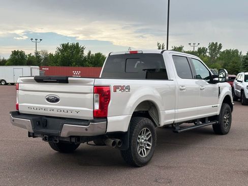 Used 2017 Ford F250 Lariat w/ Lariat Ultimate Package AWD/4WD image 6